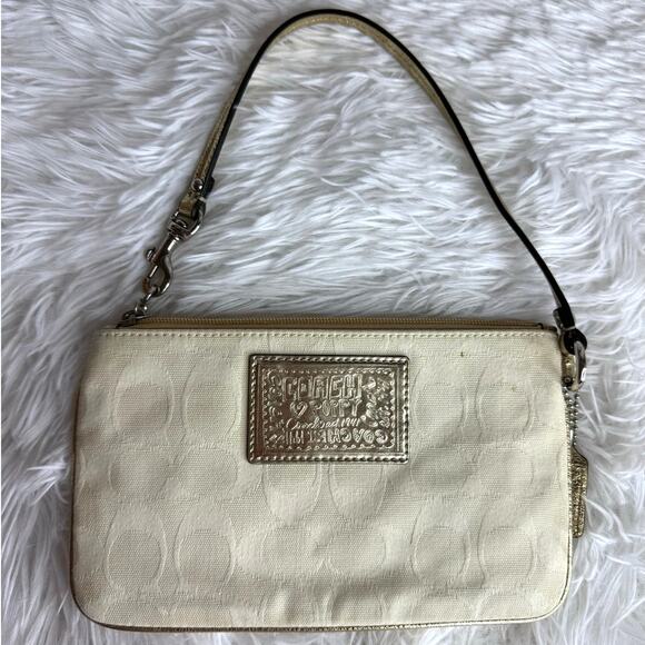 COACH Limited Edition Poppy Made for Me by Coach Wristlet - Picture 2 of 7